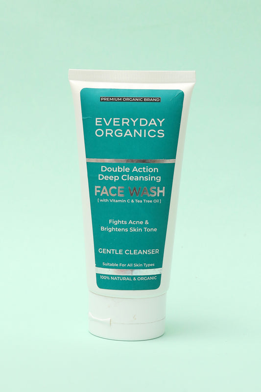 Double Action Deep Cleansing Facewash With Vitamin C & Tea Tree Oil
