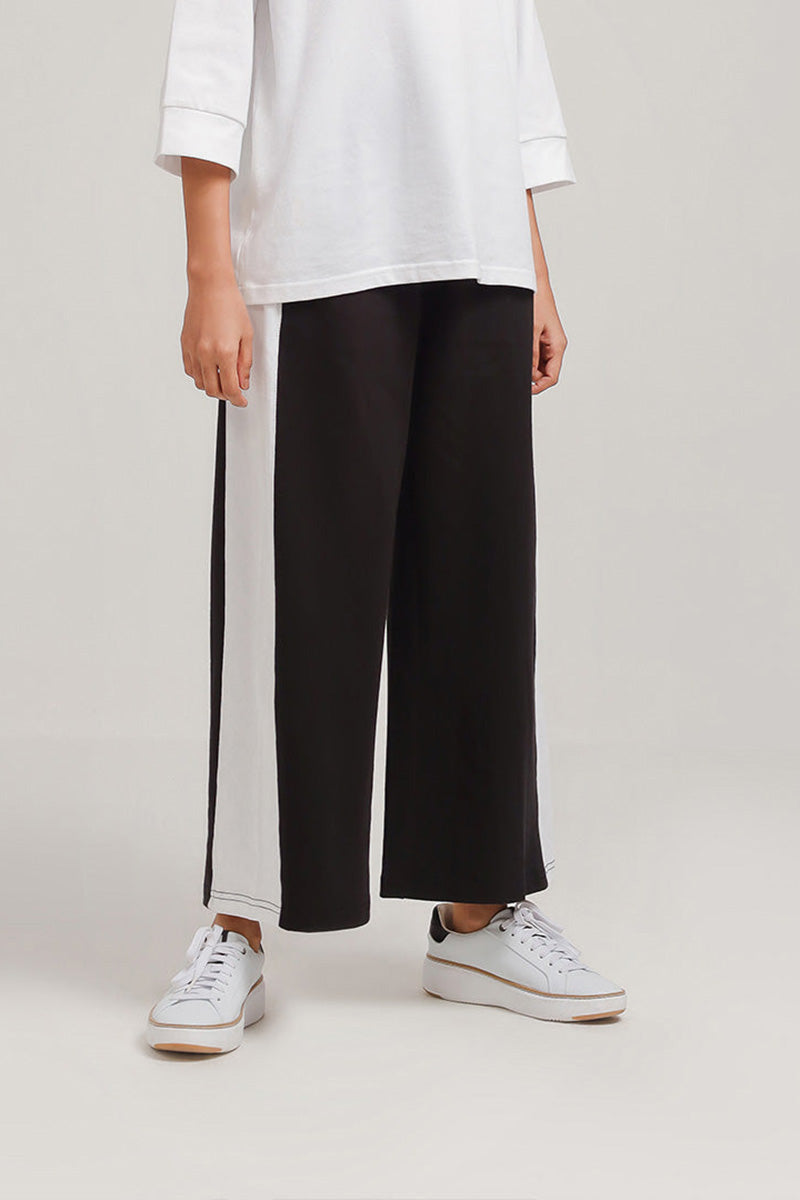 Women's Relaxed Fit Striped Pants